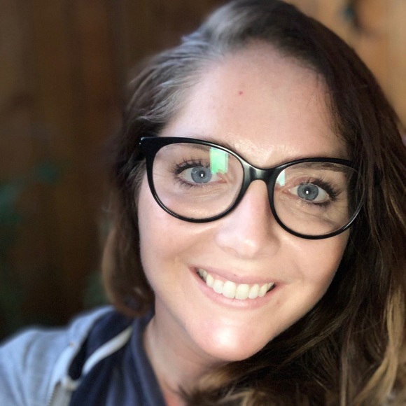 Meet your Posher, Margaret - Picture 2 of 2